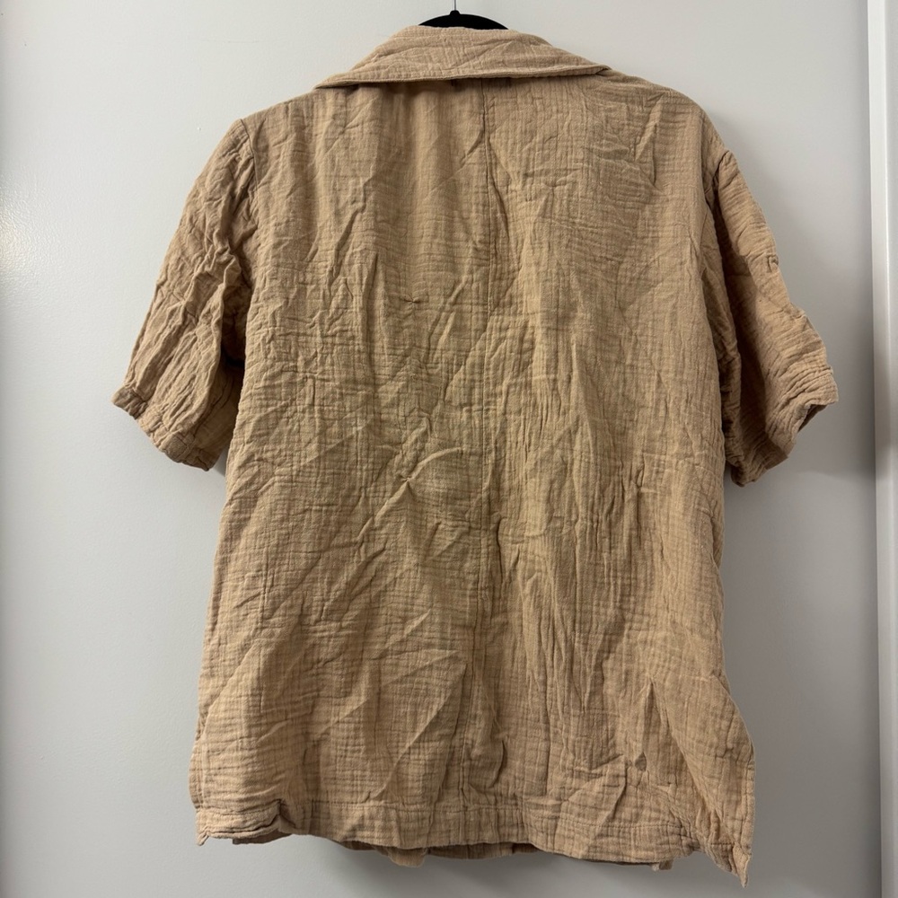NWOT ASOS DESIGN cheesecloth button down bowling shirt and matching shorts set - Picture 5 of 9